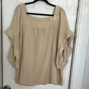 Cream Boxy Blouse with Square Neckline and Short Sleeves